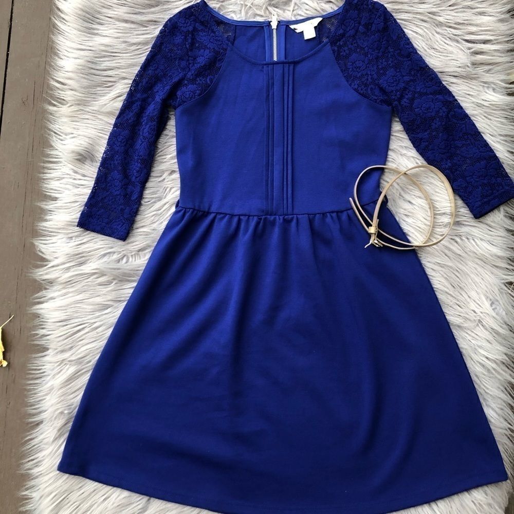 𝅺yumi Blue Lace Arm Dress with Belt